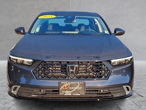 Used 2025 Honda Accord Touring image 2