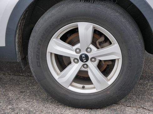 Used 2021 Kia Sorento LX AWD/4WD image 5