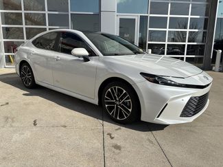 Used 2025 Toyota Camry XLE w/ Premium Plus Package video 2