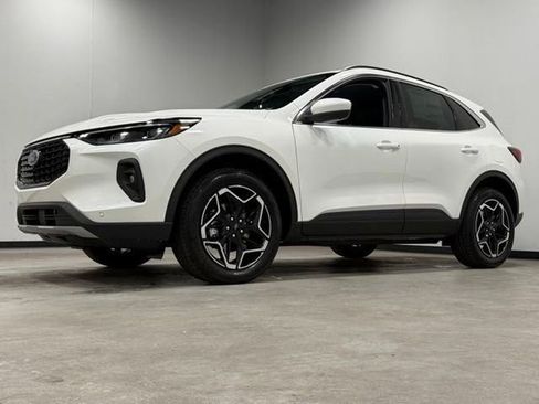 New 2026 Ford Escape Platinum w/ Premium Technology Package AWD/4WD image 10