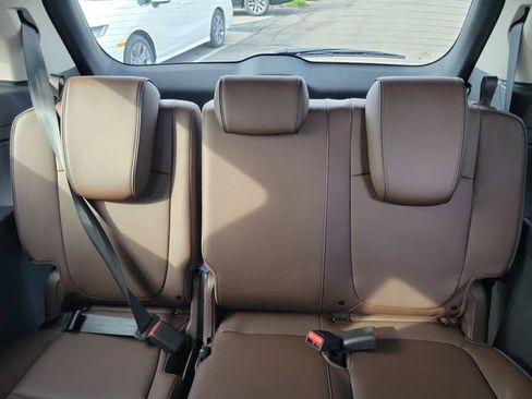 New 2026 Honda Odyssey Touring image 11