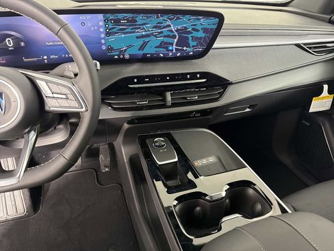 New 2026 Buick Enclave Sport Touring w/ Power Package image 31