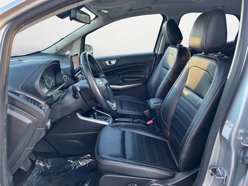 Used 2021 Ford EcoSport Titanium image 9