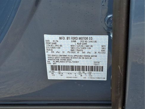 New 2026 Lincoln Aviator AWD image 19