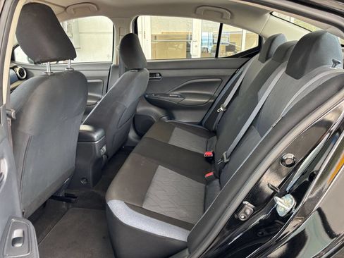 Used 2025 Nissan Versa SV FWD image 25