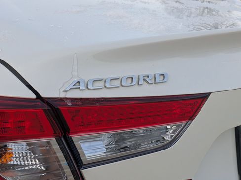 Certified 2019 Honda Accord Touring image 24