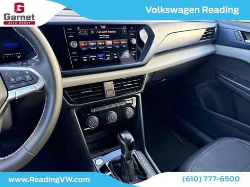 Certified 2023 Volkswagen Taos SE image 18