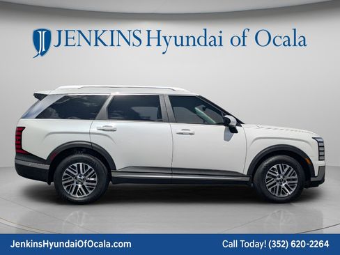 New 2026 Hyundai Palisade SEL FWD image 2