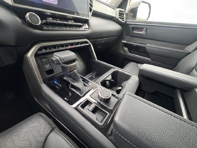 Used 2023 Toyota Tundra Limited AWD/4WD image 10