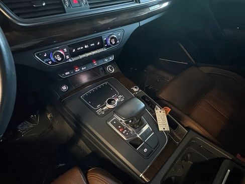 Used 2018 Audi Q5 2.0T Premium Plus w/ Premium Plus Package AWD/4WD image 29