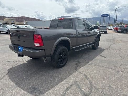 Used 2018 RAM 2500 Big Horn w/ Sport Appearance Group AWD/4WD image 5