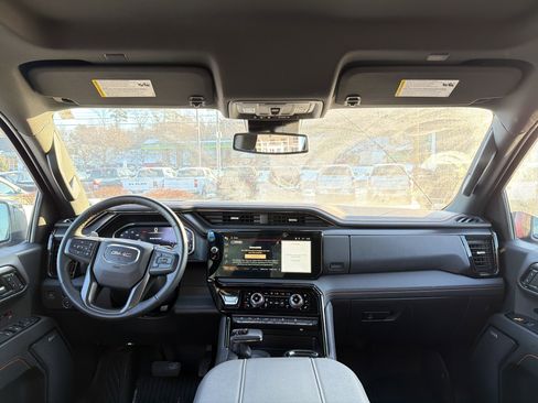 Used 2024 GMC Sierra 1500 AT4 w/ AT4 Premium Package image 13