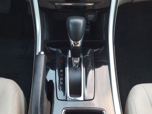 Used 2016 Honda Accord EX image 14