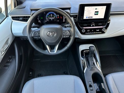 Certified 2026 Toyota Corolla SE FWD image 14