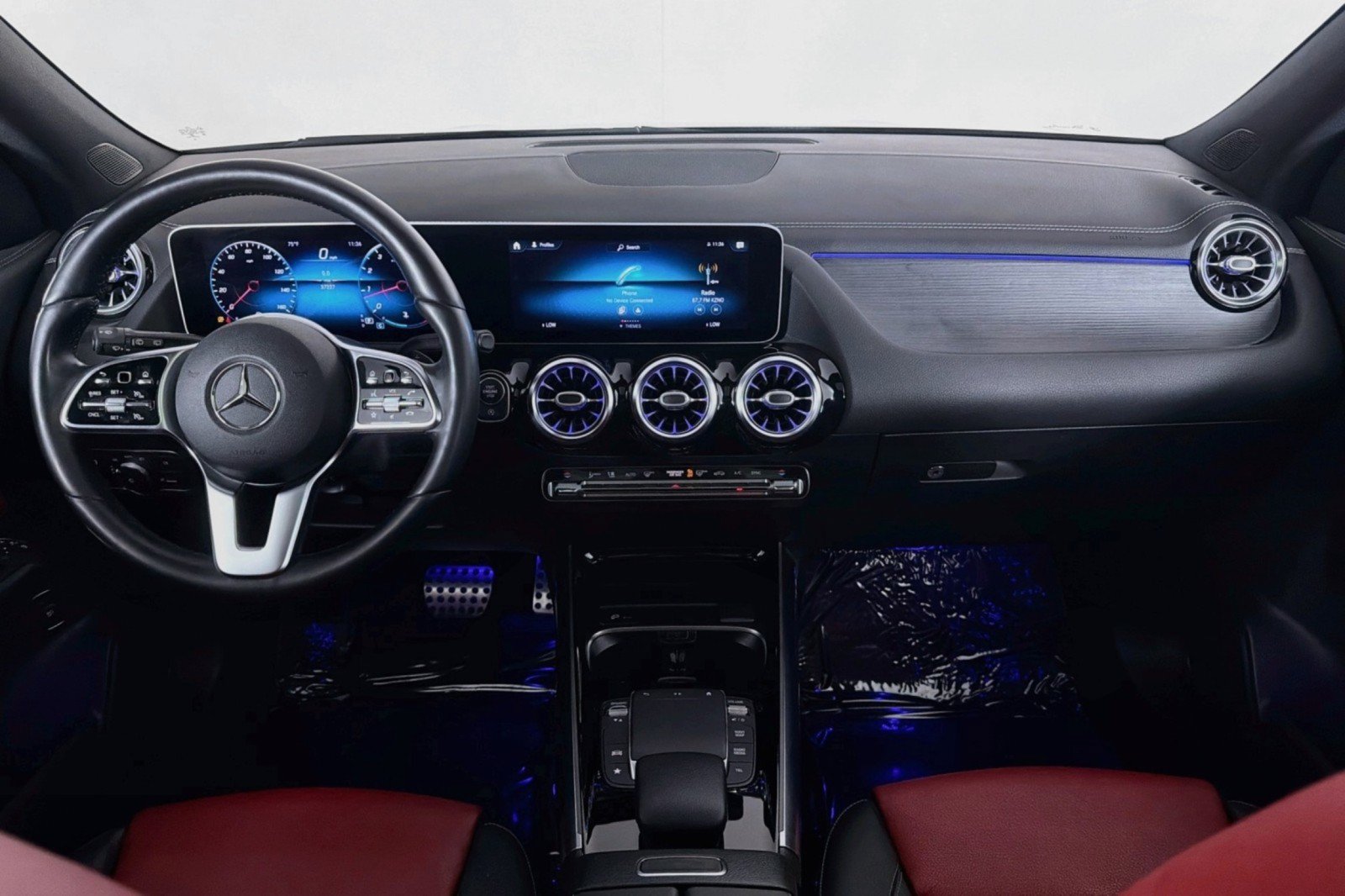 Certified 2021 Mercedes-Benz GLA 250 4MATIC w/ AMG Line Exterior image 4