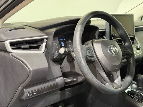 Certified 2025 Toyota Corolla LE image 16