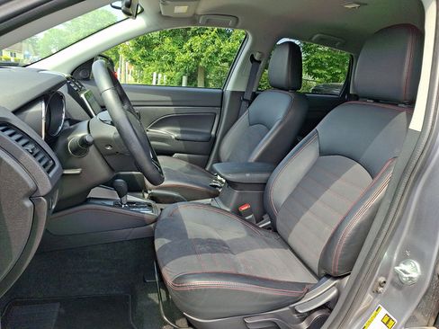 Used 2024 Mitsubishi Outlander Sport ES AWD/4WD image 24
