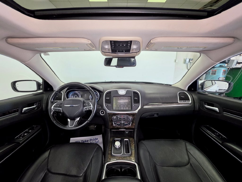 Used 2015 Chrysler 300 C w/ Light Group AWD/4WD image 10