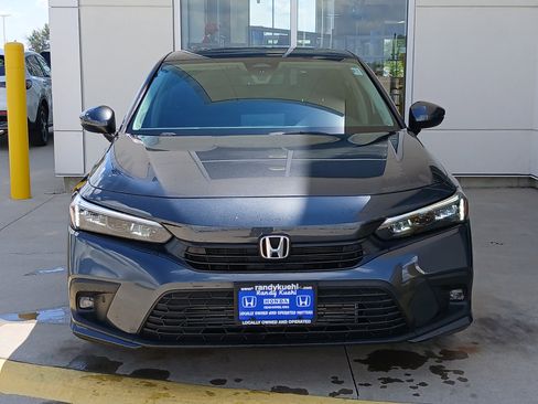 Used 2024 Honda Civic Touring image 4