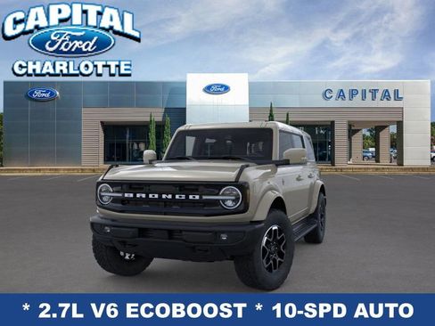 New 2025 Ford Bronco Outer Banks image 2