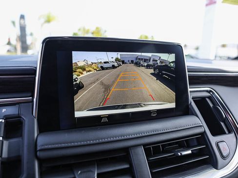 Used 2024 Chevrolet Suburban LT AWD/4WD image 15