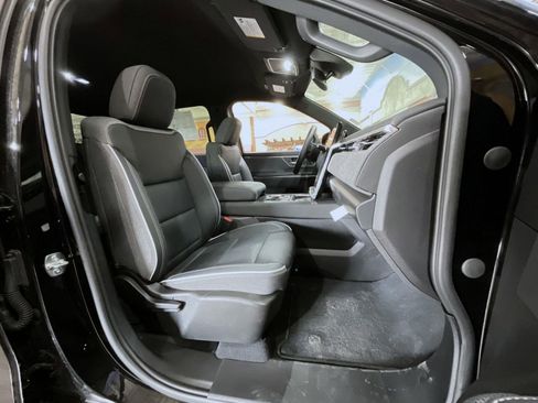 New 2026 GMC Sierra EV Elevation w/ LPO, Elevation Dark Package image 15