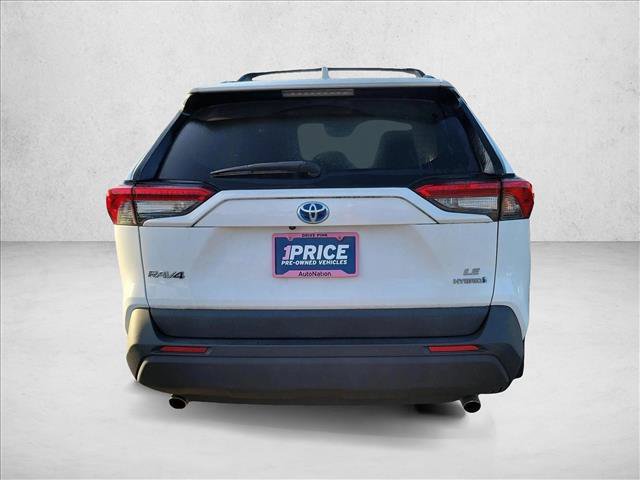 Used 2023 Toyota RAV4 LE AWD/4WD image 6