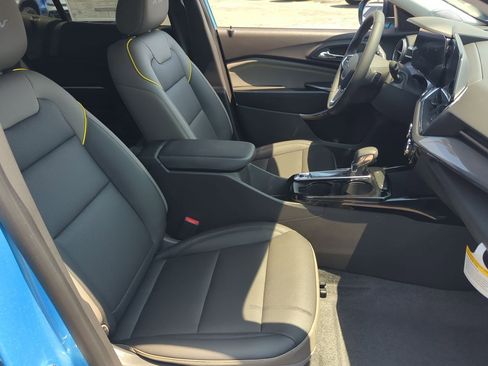 New 2025 Chevrolet Trax ACTIV w/ Driver Confidence Package image 28