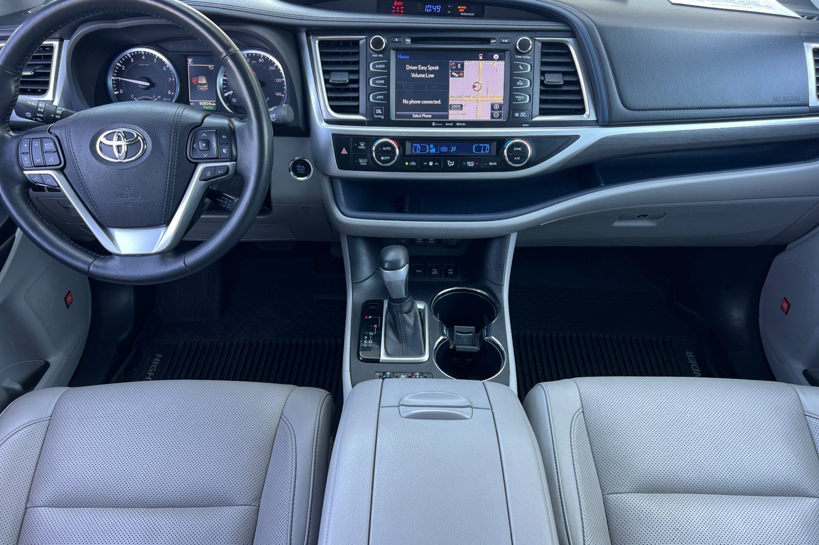 Used 2019 Toyota Highlander Limited Platinum AWD/4WD image 13