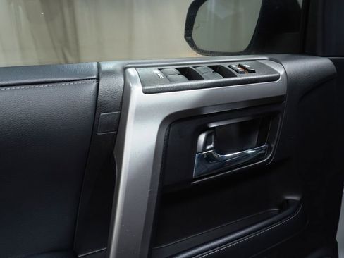 Used 2023 Toyota 4Runner SR5 Premium w/ Moonroof Package AWD/4WD image 26