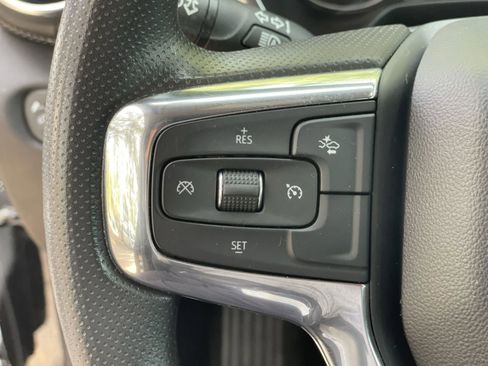 Used 2023 Chevrolet Blazer LT image 25