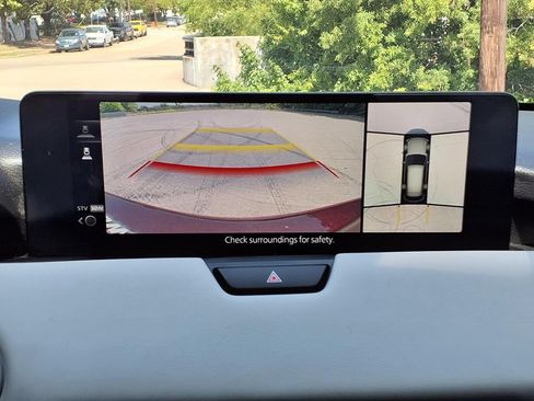 Used 2024 MAZDA CX-90 Plug-In Hybrid w/ Premium Plus AWD/4WD image 17