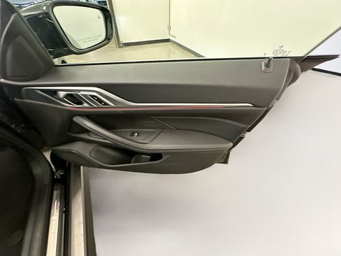 Used 2024 BMW i4 xDrive40i AWD/4WD image 34