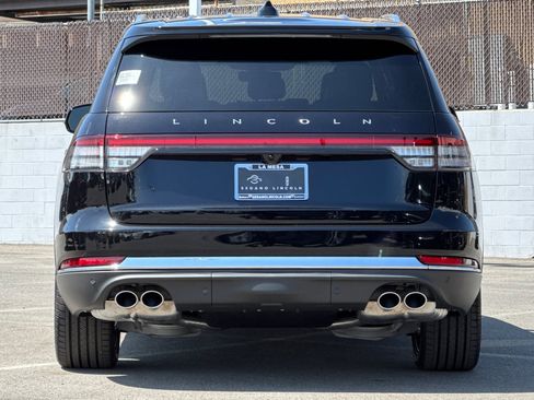 New 2025 Lincoln Aviator Reserve w/ Equipment Group 201A image 4
