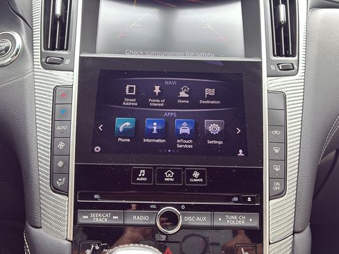 Used 2017 INFINITI Q60 Red Sport 400 RWD image 32