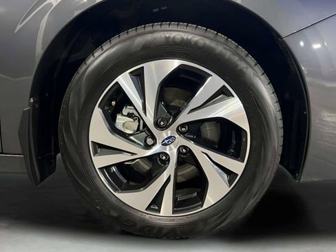 Used 2025 Subaru Legacy Premium AWD/4WD image 43