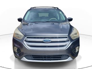 Used 2017 Ford Escape SE w/ Equipment Group 201A FWD video 2