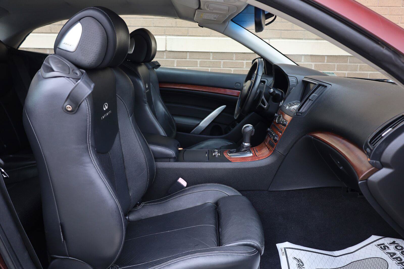 Used 2009 INFINITI G37 Convertible w/ Premium Pkg RWD image 27