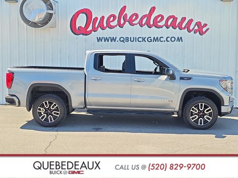 Used 2025 GMC Sierra 1500 AT4 w/ AT4 Premium Package AWD/4WD image 10