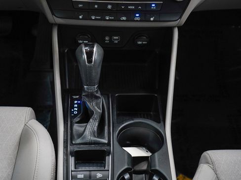 Used 2018 Hyundai Tucson Value AWD/4WD image 19