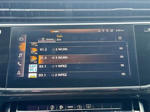 Used 2021 Audi SQ7 Premium Plus w/ Driver Assistance Package image 16