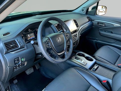 Used 2023 Honda Ridgeline RTL-E image 18