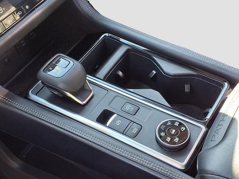 Used 2023 Nissan Pathfinder Platinum w/ Cargo Package image 14