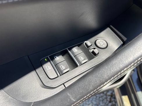 Used 2021 BMW X6 M w/ Executive Package AWD/4WD image 17