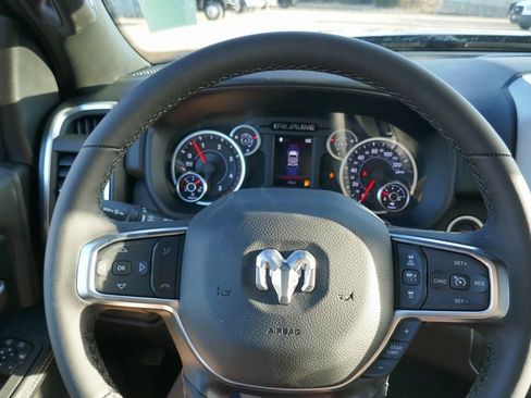 New 2026 RAM 2500 Big Horn AWD/4WD image 24