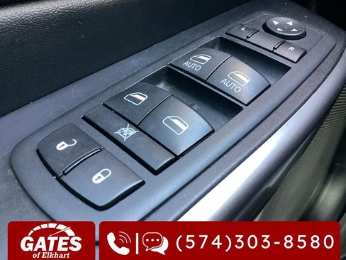 Used 2020 Jeep Cherokee Limited image 26