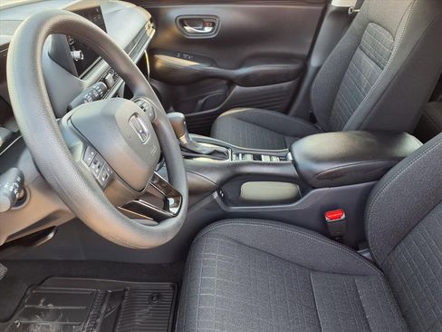 New 2026 Honda HR-V LX image 16