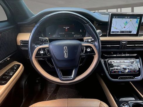 Used 2022 Lincoln Corsair Reserve w/ Elements Package FWD image 8
