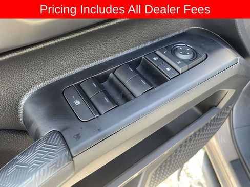 Used 2026 Toyota Tacoma TRD Sport AWD/4WD image 19