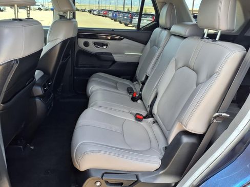 Used 2025 Honda Pilot EX-L image 24